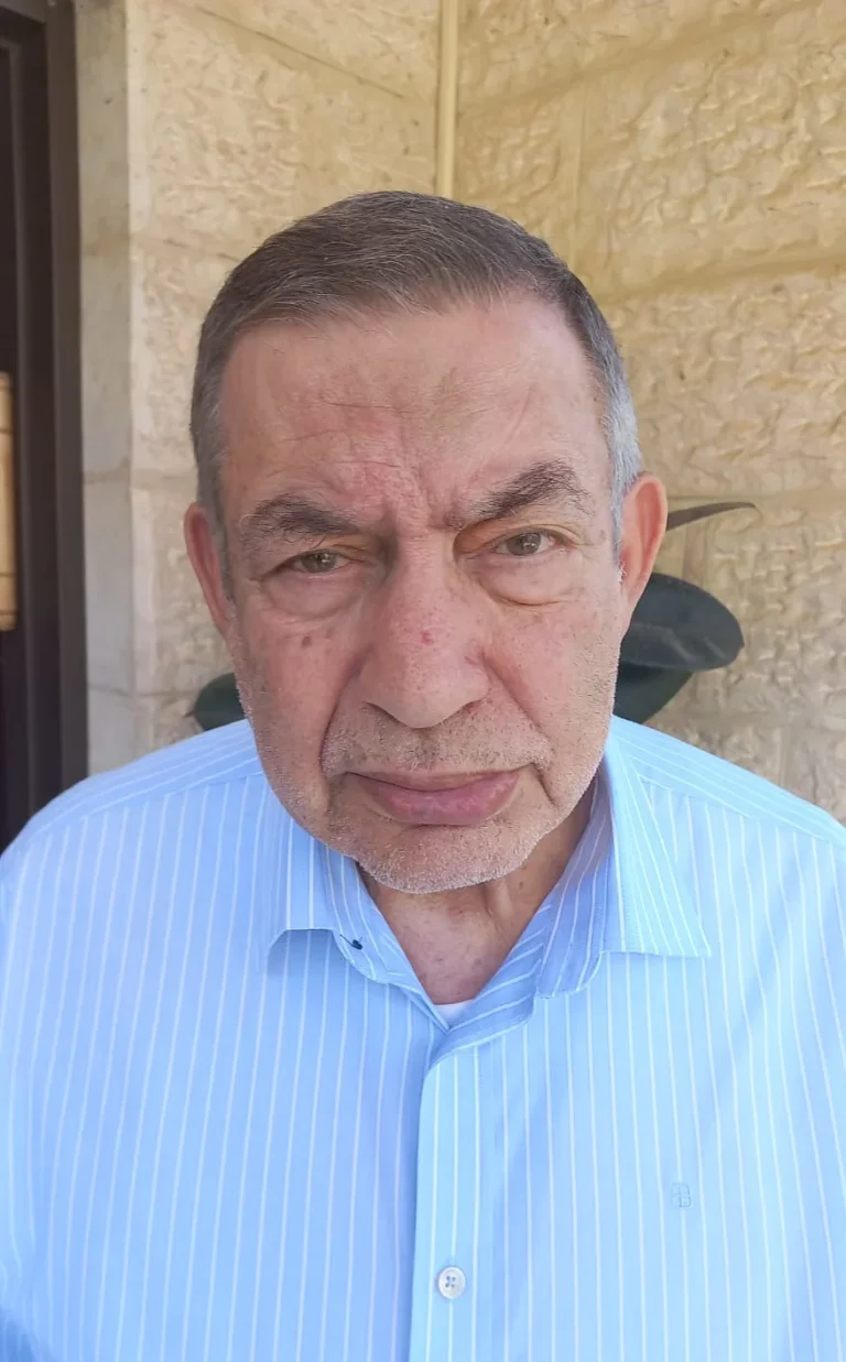 ציון עמית מורה נהיגה
